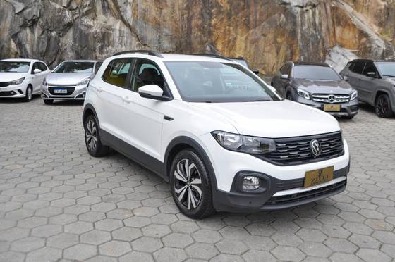 VOLKSWAGEN T-CROSS 1.0 200 TSI TOTAL FLEX COMFORTLINE AUTOMÁTICO VOLKSWAGEN T-CROSS 1.0 200 TSI TOTAL FLEX COMFORTLINE AUTOMÁTICO